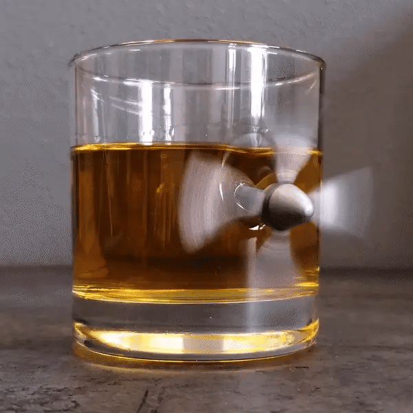 BenShot - Airplane Propeller Pint Glass - 16oz